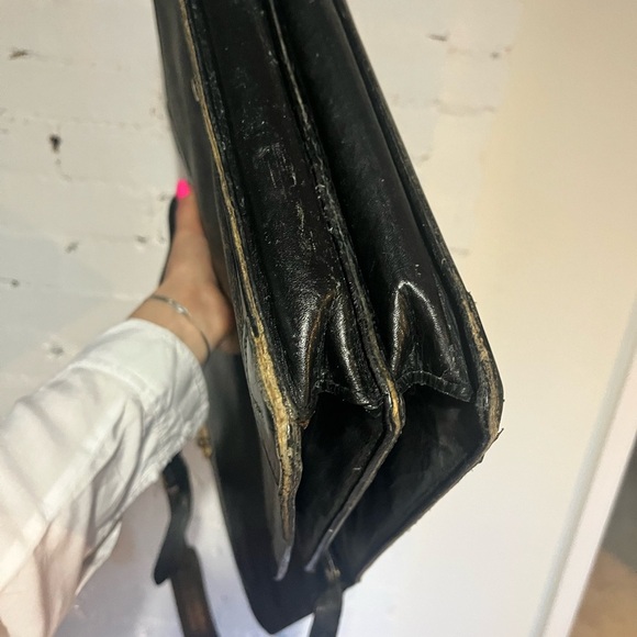 AUTHENTIC Bally Luxury Leather Briefcase - Picture 5 of 10